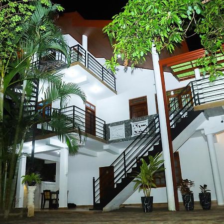 Forest View Home Stay 阿努拉德普勒 外观 照片