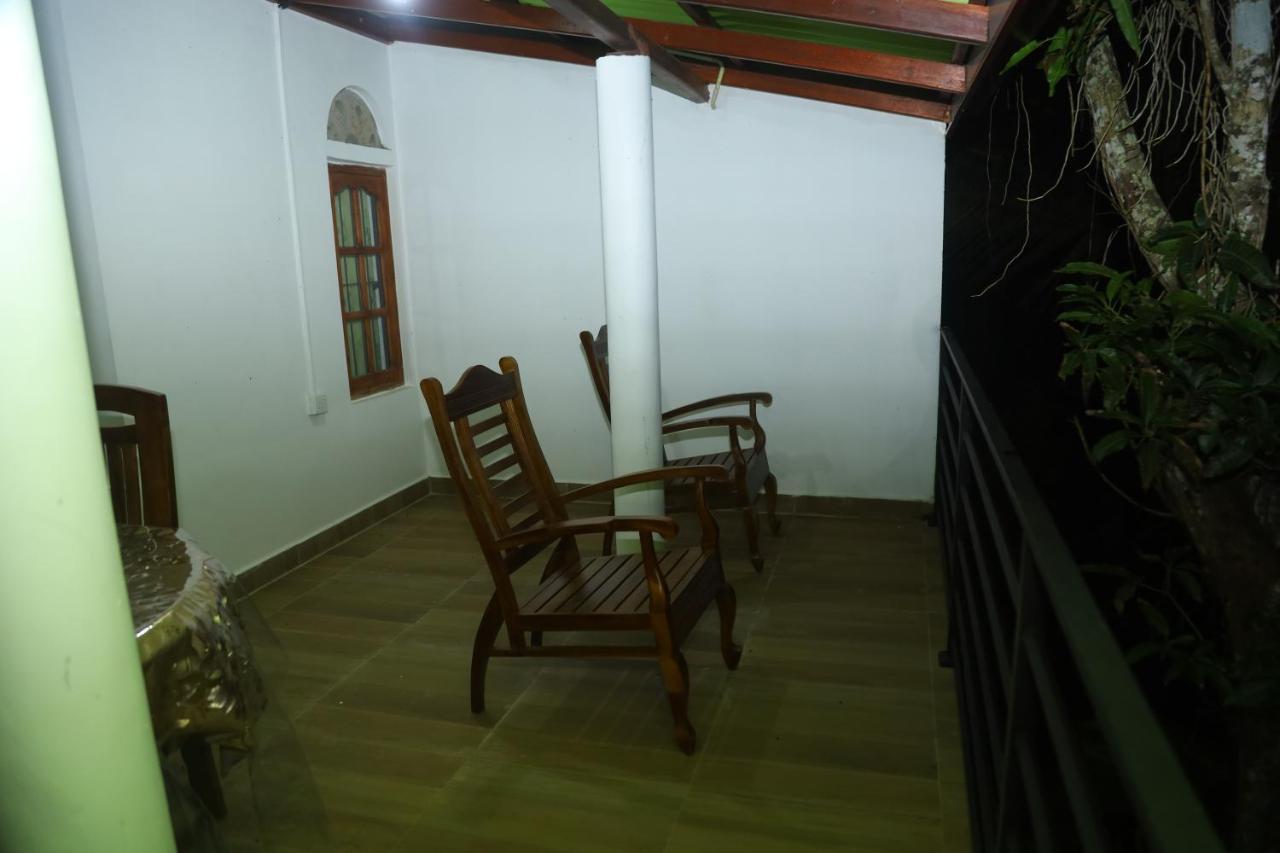 Forest View Home Stay 阿努拉德普勒 外观 照片