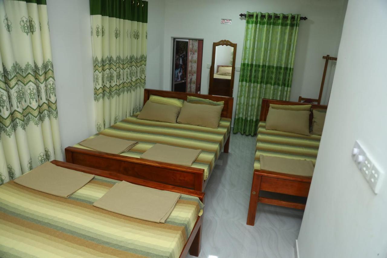 Forest View Home Stay 阿努拉德普勒 外观 照片