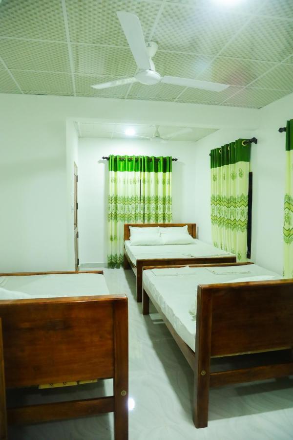 Forest View Home Stay 阿努拉德普勒 外观 照片