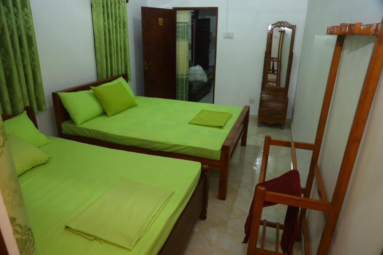Forest View Home Stay 阿努拉德普勒 外观 照片