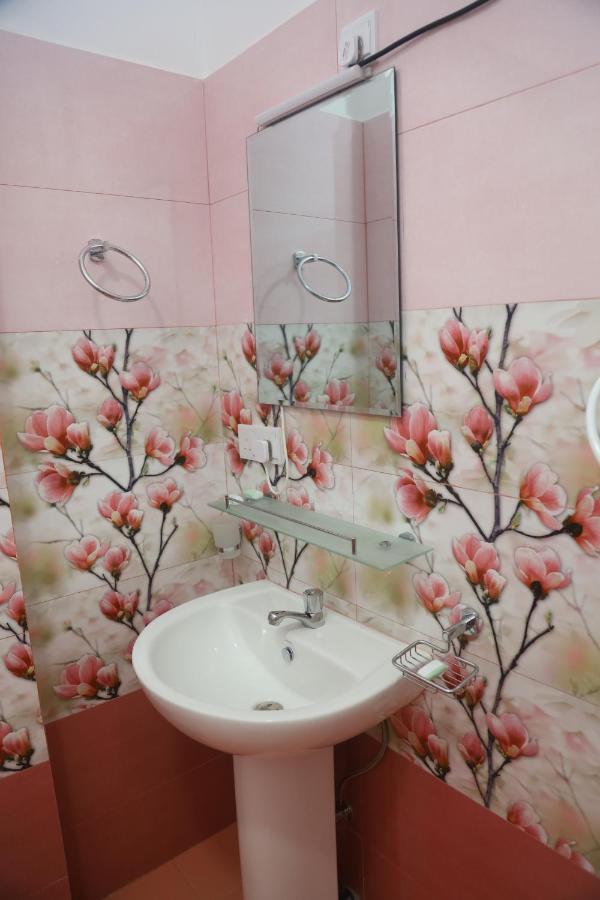 Forest View Home Stay 阿努拉德普勒 外观 照片